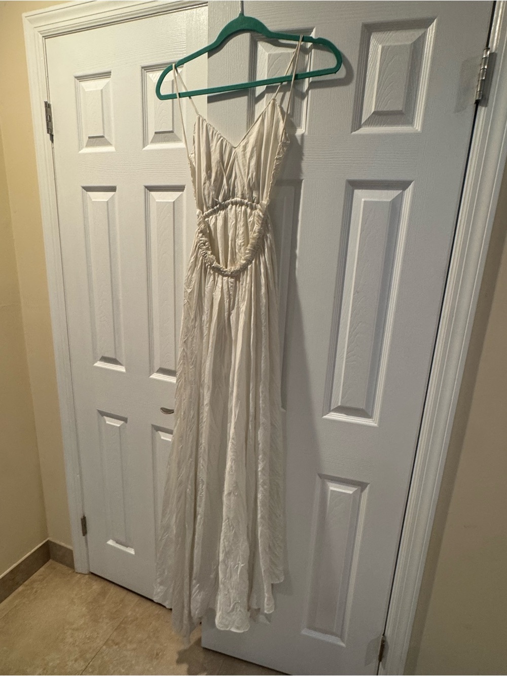 Pookie & Sebastian Elegant White Lace Maxi Dress with Spaghetti Straps (backless - Picture 3 of 3